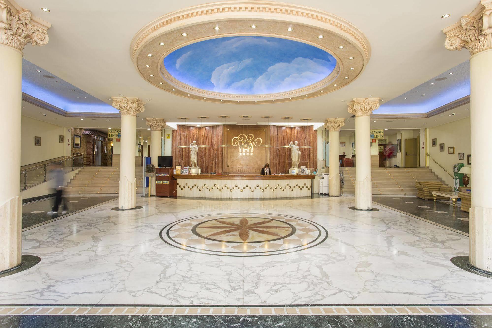 Hotel Benidorm East By Pierre & Vacances Екстериор снимка